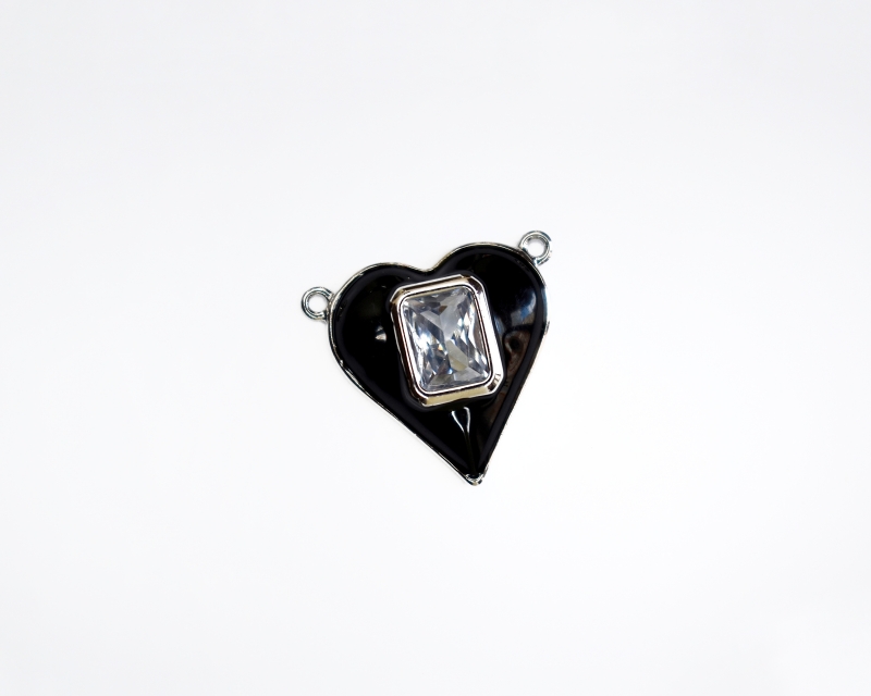 Коннектор Сердце с эмалью и фианитом цвет серебро размер 18*19мм